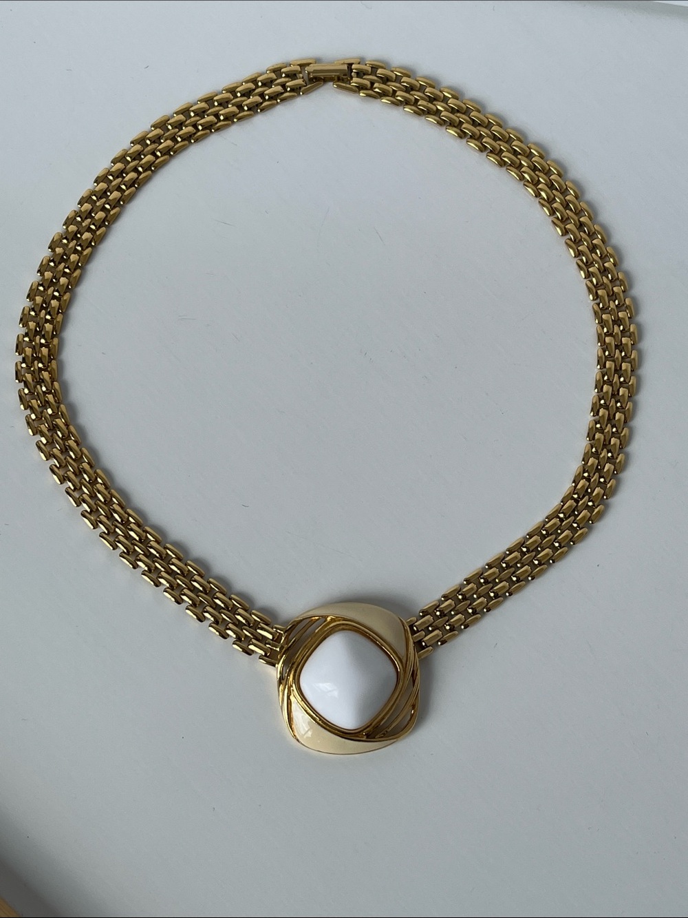 Vintage Trifari Gold Tone White faux Stone Statement Woven Chain Necklace Choker - Picture 2 of 11